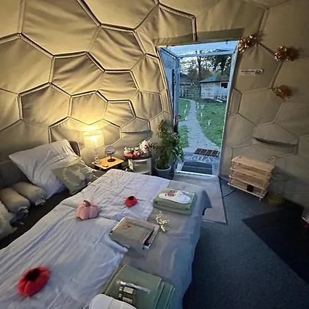 אוהל מפואר Eco Iglu The Secret Of Comfort 5 Stars