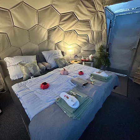 אוהל מפואר Eco Iglu The Secret Of Comfort 5 Stars *