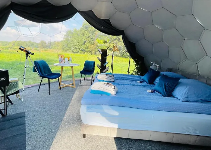 Eco Iglu The Secret Of Comfort 5 Stars ラグジュアリーテント Milmersdorf