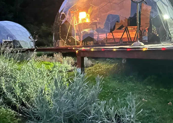 Eco Iglu The Secret Of Comfort 5 Stars ラグジュアリーテント