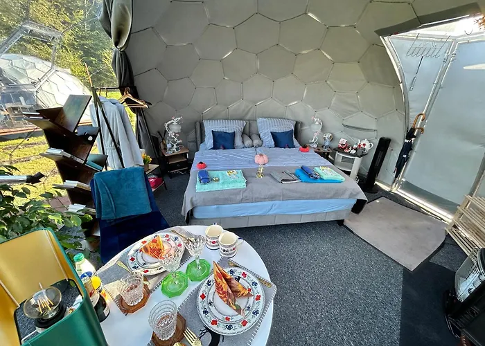 ラグジュアリーテント Eco Iglu The Secret Of Comfort 5 Stars Milmersdorf